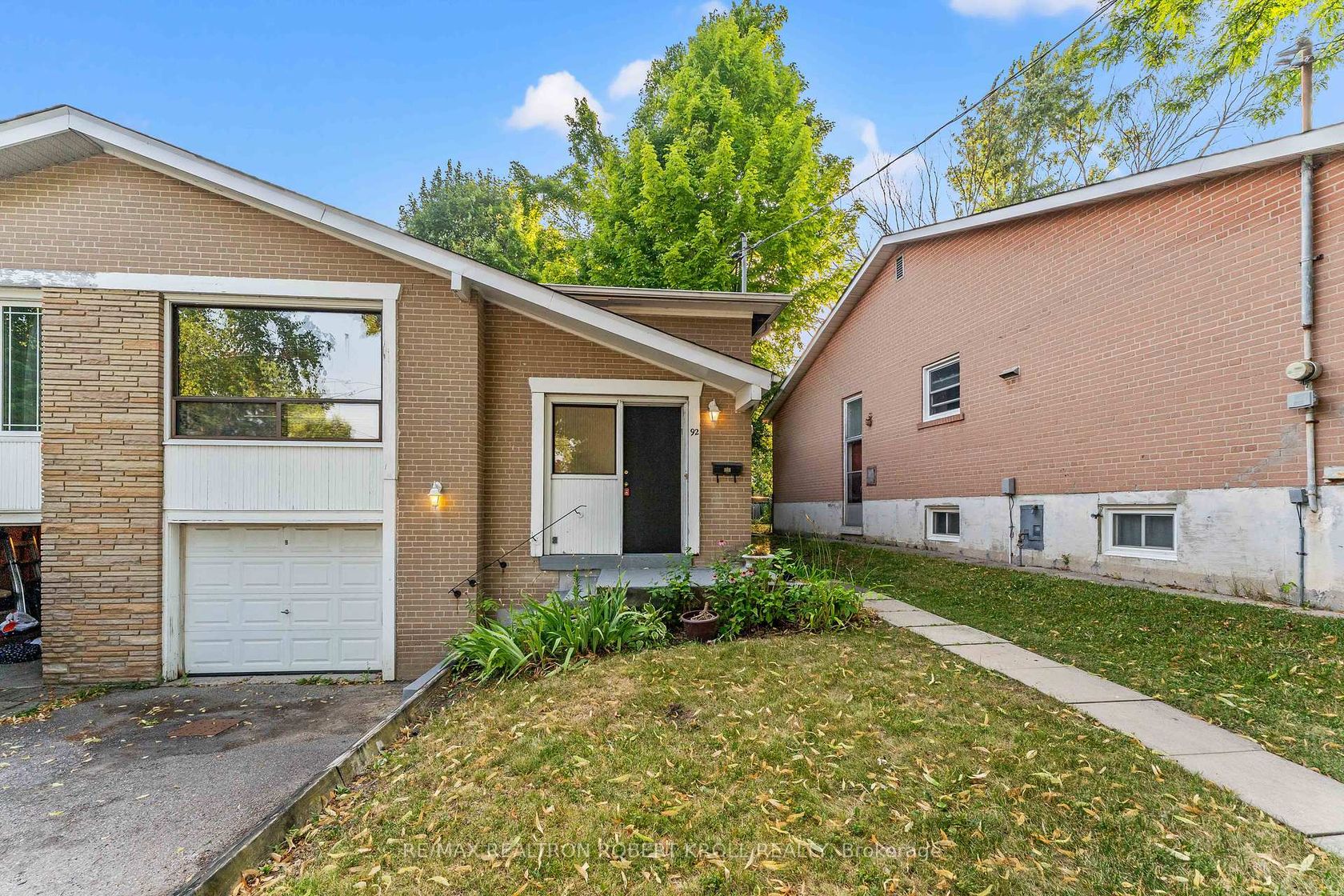 92 Elise Terrace, Newtonbrook West, Toronto 
