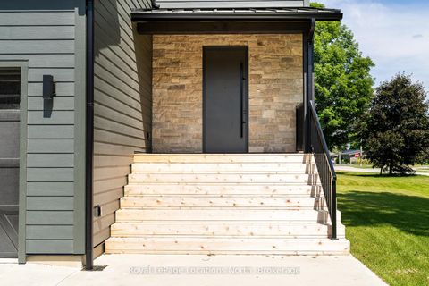 Photo 2 at 18 Melville Street, Nottawa, Clearview