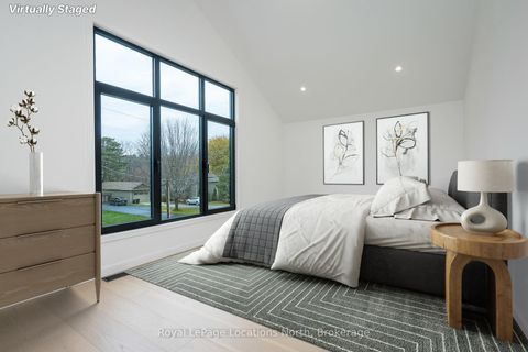 Photo 25 at 18 Melville Street, Nottawa, Clearview