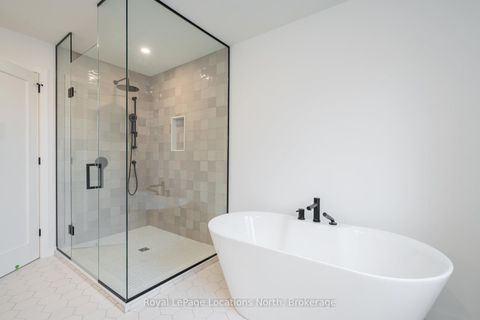 Photo 28 at 18 Melville Street, Nottawa, Clearview