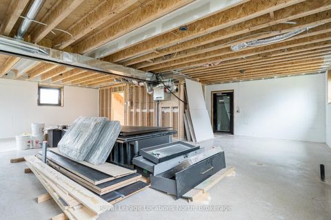 Photo 37 at 18 Melville Street, Nottawa, Clearview