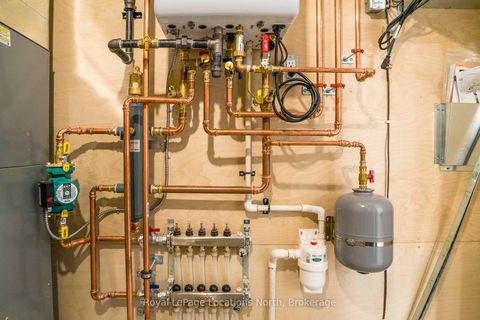 Photo 39 at 18 Melville Street, Nottawa, Clearview