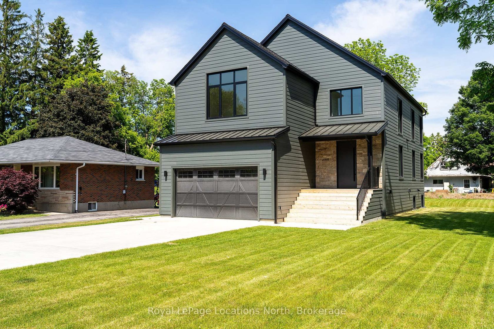 18 Melville Street, Nottawa, Clearview photo number 2 18 Melville Street, Nottawa, Clearview photo number 2