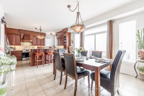 Photo 9 at 118 Succession Crescent, Shore, Barrie