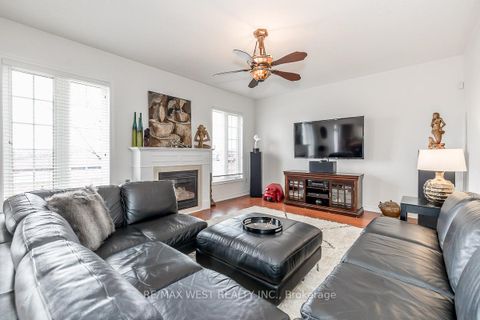 Photo 12 at 118 Succession Crescent, Shore, Barrie