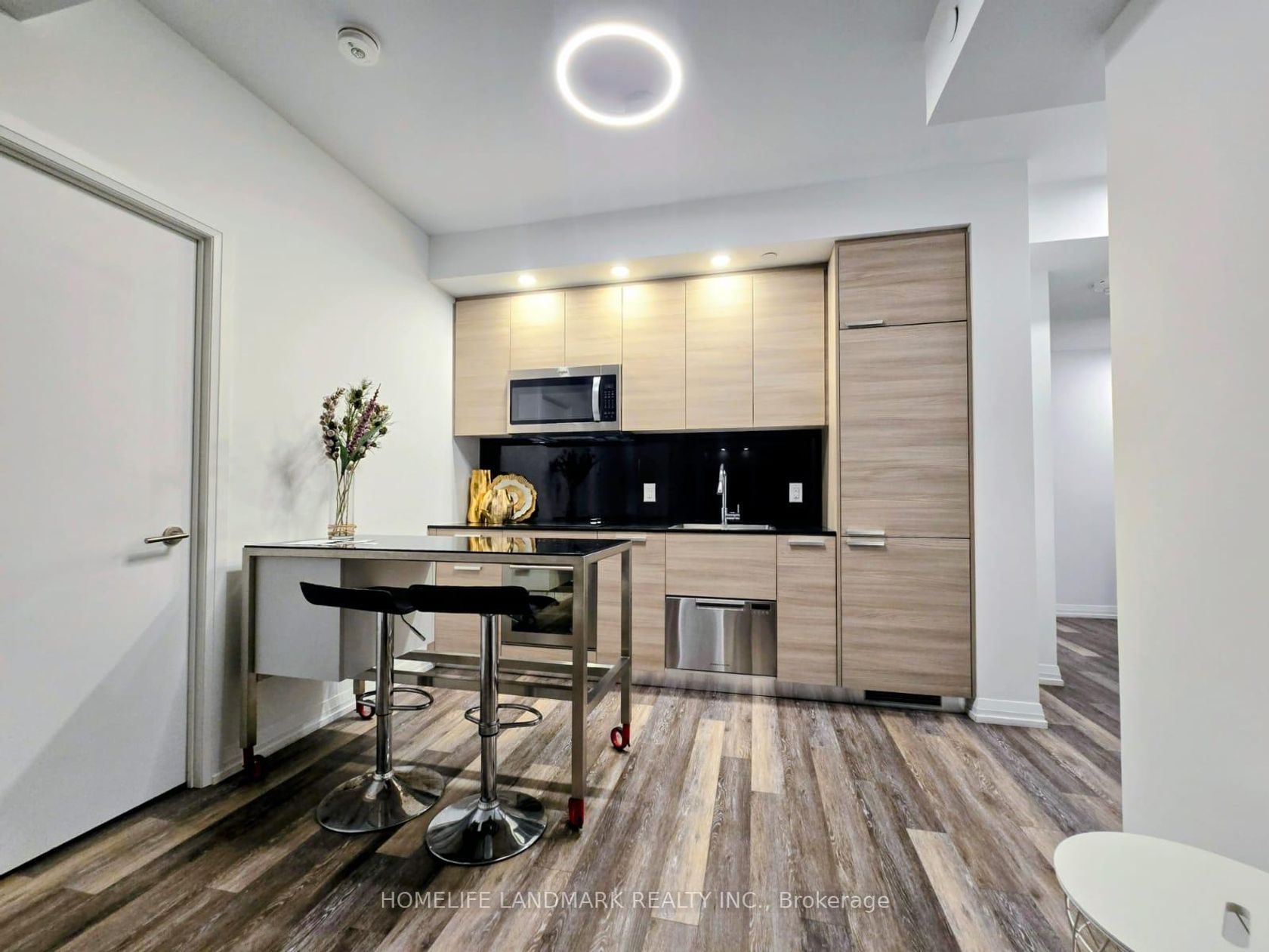 1211 - 75 Canterbury Place, Willowdale West, Toronto 