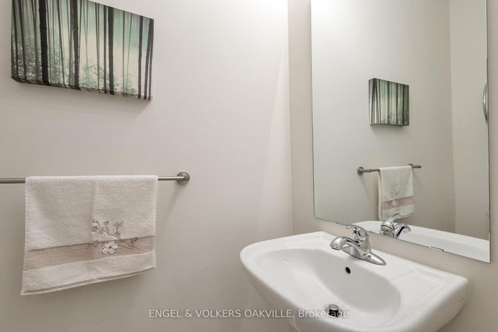 Photo 18 at 64 Batiste Trail, Georgetown, Halton Hills