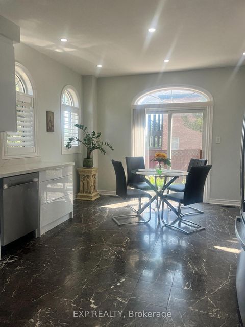 Photo 13 at 129 Ledge Rock Drive E, Vellore Village, Vaughan