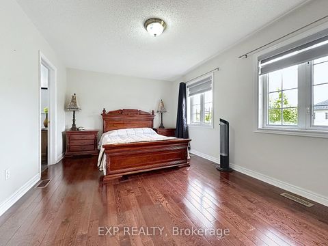 Photo 16 at 129 Ledge Rock Drive E, Vellore Village, Vaughan