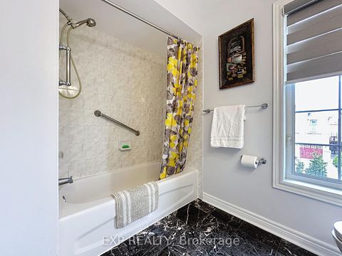 Photo 22 at 129 Ledge Rock Drive E, Vellore Village, Vaughan