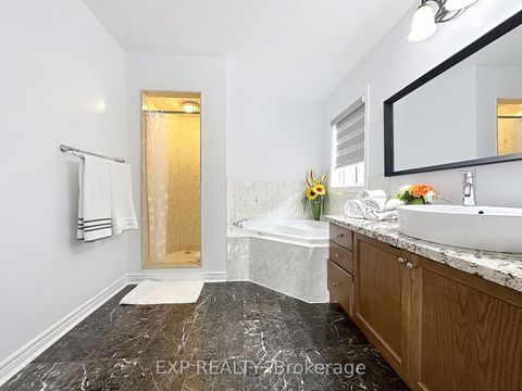 Photo 25 at 129 Ledge Rock Drive E, Vellore Village, Vaughan