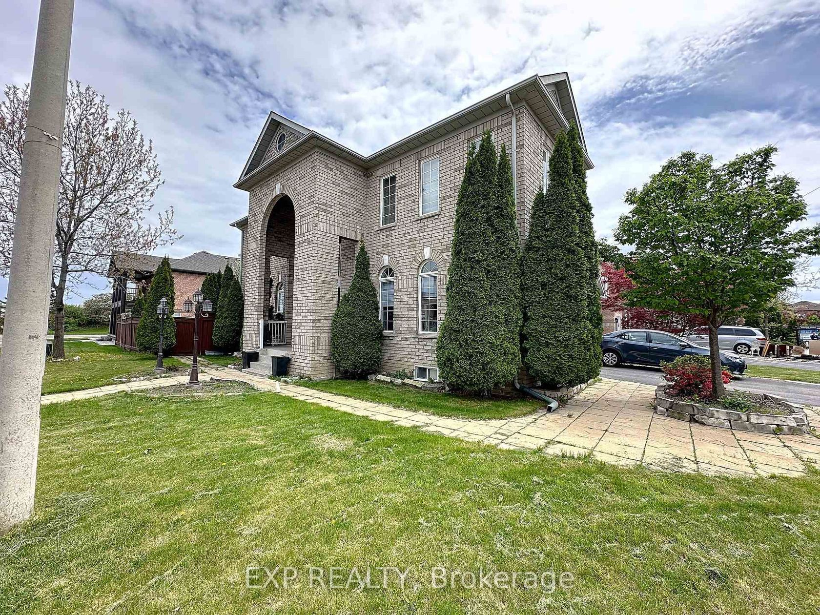 129 Ledge Rock Drive E, Vellore Village, Vaughan 