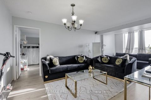 Photo 4 at 1114 - 330 McCowan Road, Eglinton East, Toronto