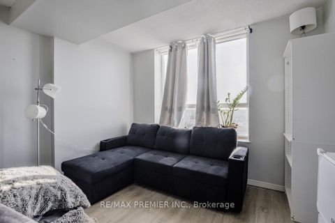 Photo 7 at 1114 - 330 McCowan Road, Eglinton East, Toronto