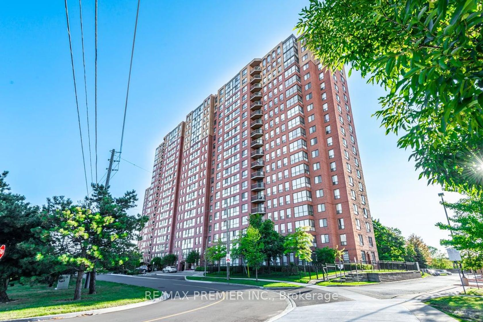 1114 - 330 McCowan Road, Eglinton East, Toronto 