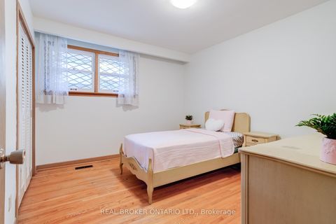 Photo 27 at 18 Burnt Log Crescent, Markland Wood, Toronto
