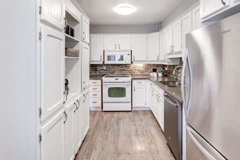 Photo 18 at 605 - 70 Baif Boulevard, North Richvale, Richmond Hill