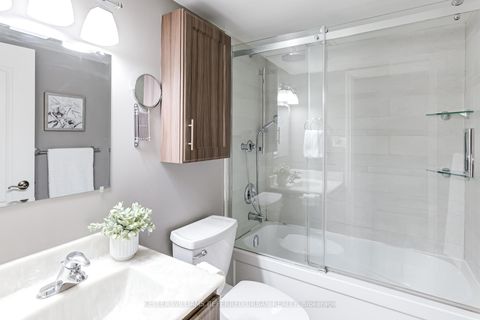 Photo 29 at 605 - 70 Baif Boulevard, North Richvale, Richmond Hill