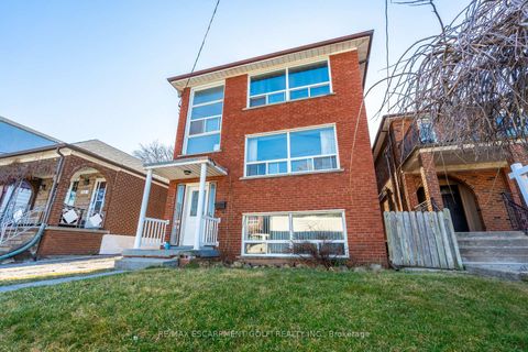 Photo 3 at 312 ATLAS Avenue, Oakwood Village, Toronto