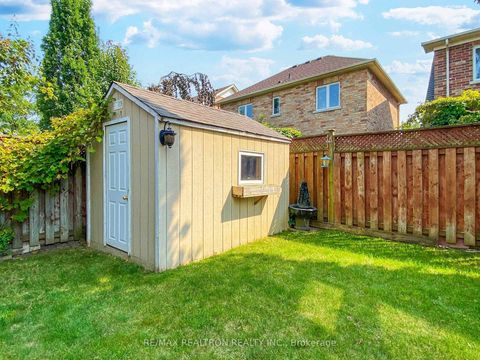 Photo 39 at 21 Watkins Glen Crescent, Bayview Wellington, Aurora