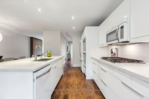 Photo 14 at 88 Brookdale Avenue, Lawrence Park North, Toronto