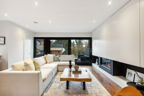 Photo 20 at 88 Brookdale Avenue, Lawrence Park North, Toronto