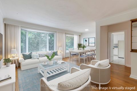 Photo 2 at 133 Birkdale Road, Bendale, Toronto