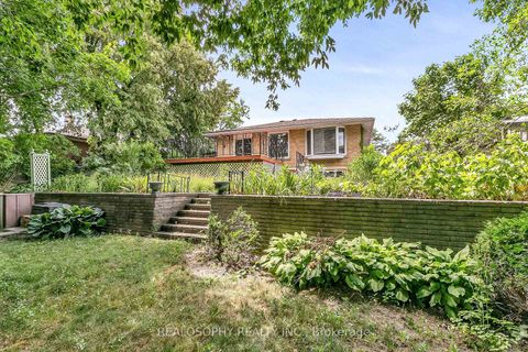Photo 23 at 133 Birkdale Road, Bendale, Toronto