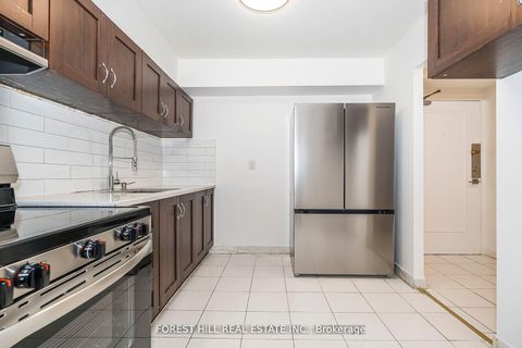 Photo 7 at 207 - 330 Dixon Road, The Westway, Toronto