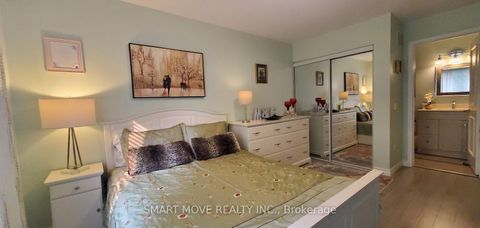 Photo 8 at TH 25 - 21 Replin Road, Lawrence, Toronto