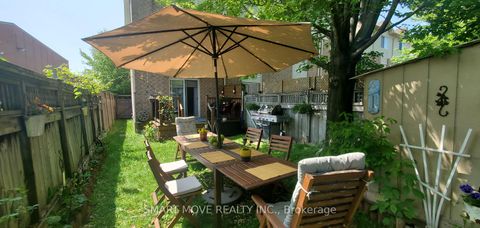 Photo 27 at TH 25 - 21 Replin Road, Lawrence, Toronto