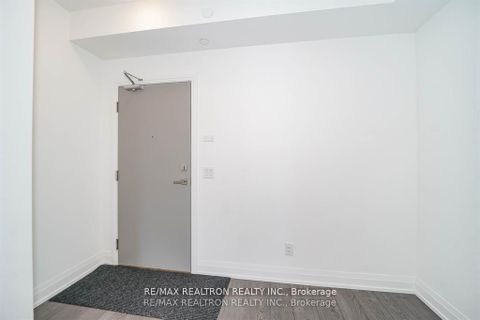 Photo 6 at 923 - 591 Sheppard Avenue E, Bayview Village, Toronto