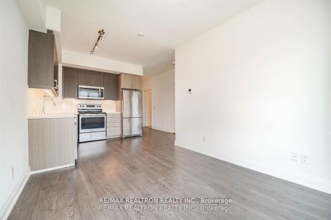 Photo 12 at 923 - 591 Sheppard Avenue E, Bayview Village, Toronto