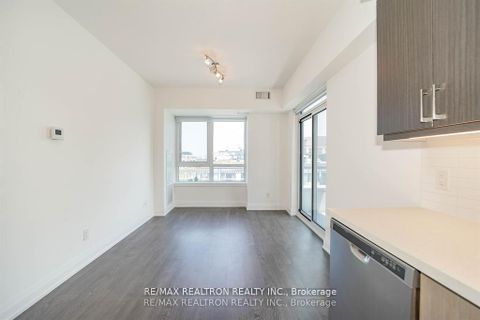 Photo 13 at 923 - 591 Sheppard Avenue E, Bayview Village, Toronto