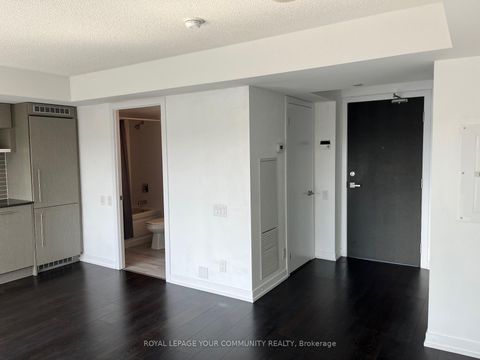 Photo 3 at 1507 - 365 Church Street, Yonge Corridor, Toronto Photo 3 at 1507 - 365 Church Street, Yonge Corridor, Toronto