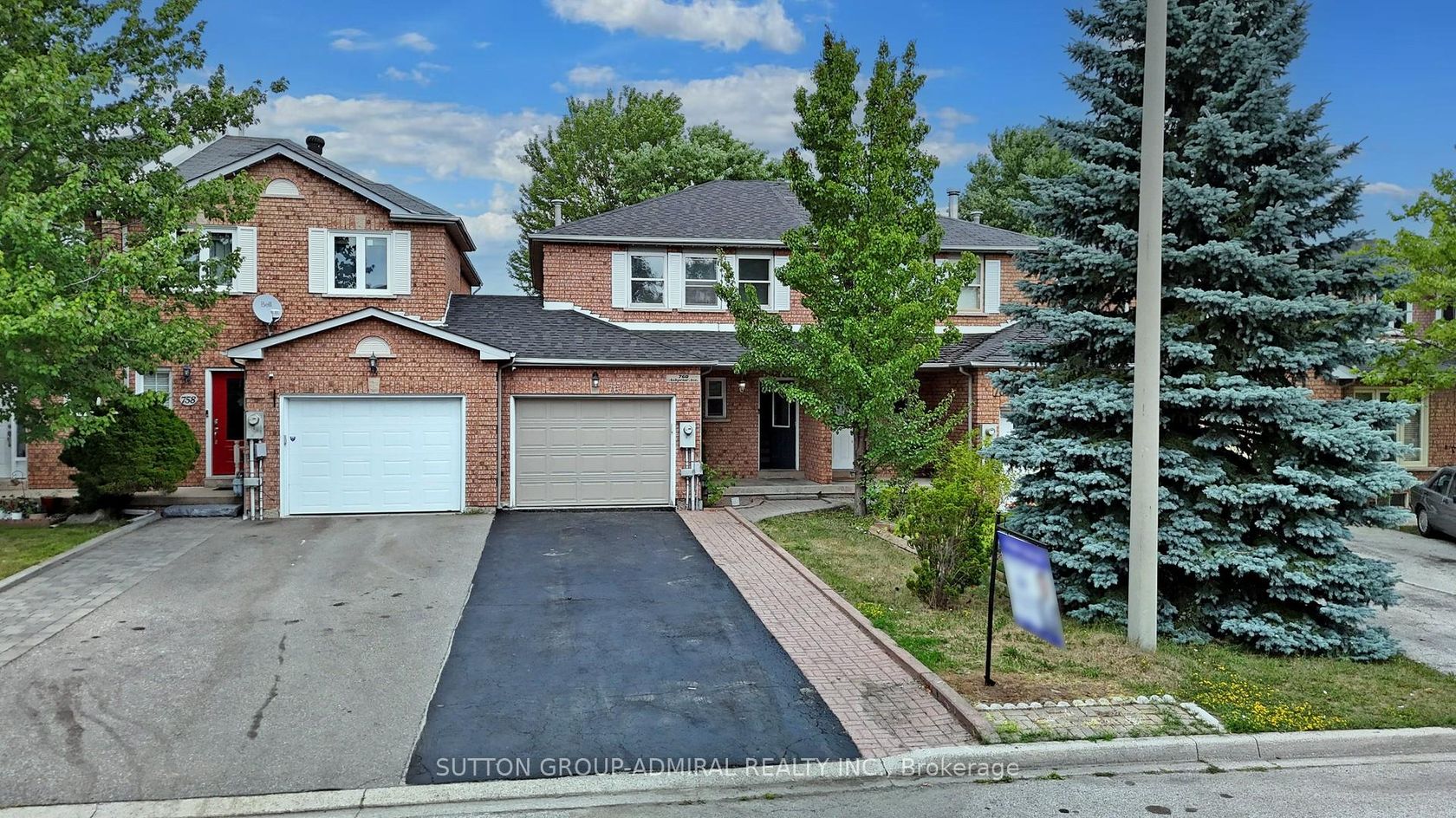760 Ashprior Avenue, Hurontario, Mississauga 