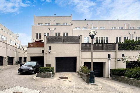Photo 23 at 246 Walmer Road, Casa Loma, Toronto