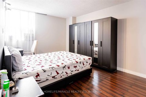 Photo 16 at 404 - 2645 Kipling Avenue, Jamestown, Toronto