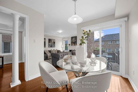 Photo 12 at 157 Black Maple Crescent, Patterson, Vaughan