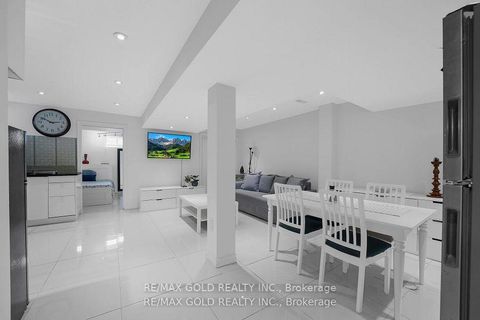 Photo 29 at 157 Black Maple Crescent, Patterson, Vaughan