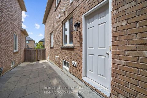 Photo 37 at 157 Black Maple Crescent, Patterson, Vaughan