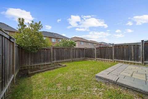 Photo 40 at 157 Black Maple Crescent, Patterson, Vaughan