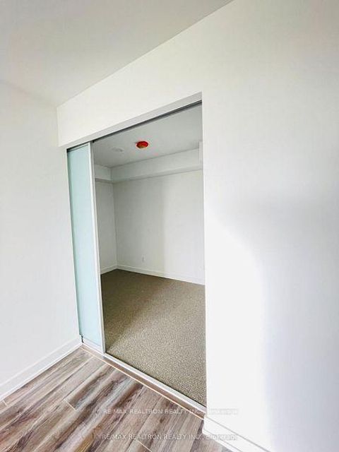 Photo 11 at 1007 - 120 Varna Drive, Lawrence, Toronto