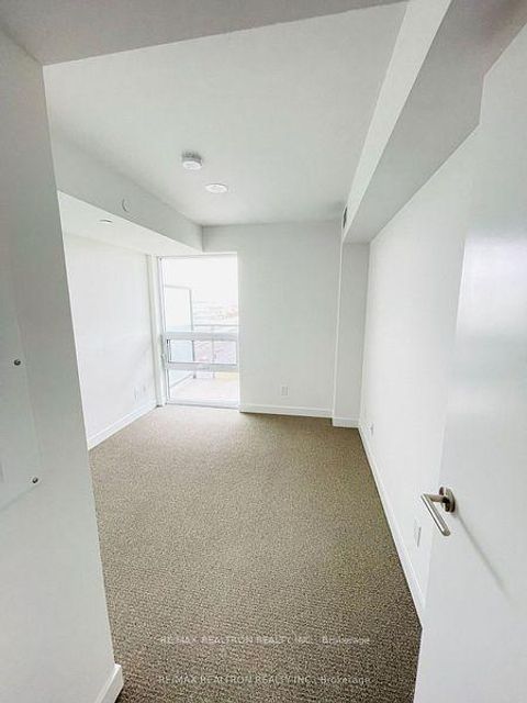 Photo 12 at 1007 - 120 Varna Drive, Lawrence, Toronto
