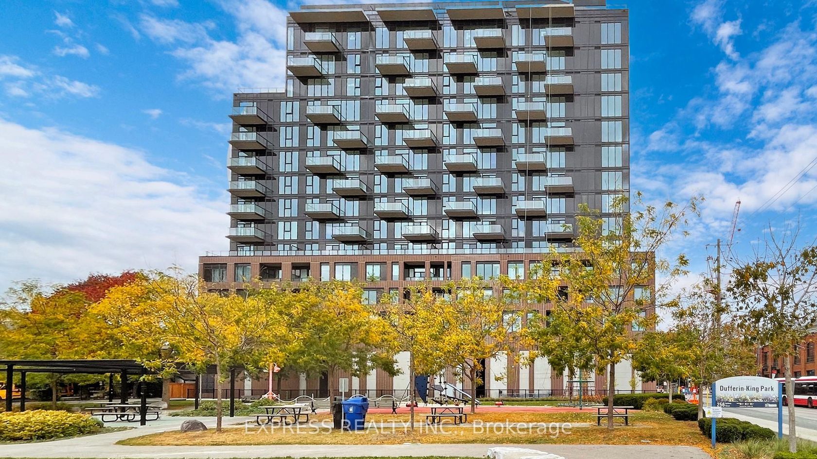 701 - 270 Dufferin Street, South Parkdale, Toronto 