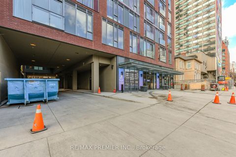 Photo 10 at 914 - 308 Jarvis Street, Waterfront Communities C8, Toronto