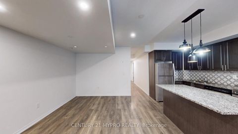 Photo 10 at 135 - 515 Kingbird Grove, Rouge E11, Toronto