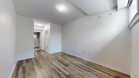 Photo 17 at 135 - 515 Kingbird Grove, Rouge E11, Toronto