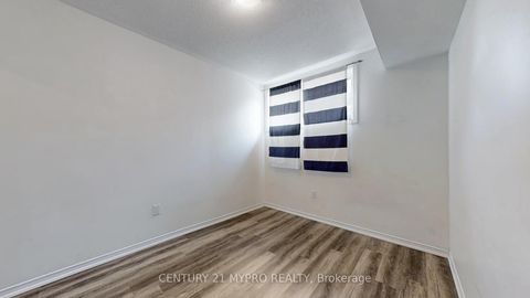 Photo 19 at 135 - 515 Kingbird Grove, Rouge E11, Toronto