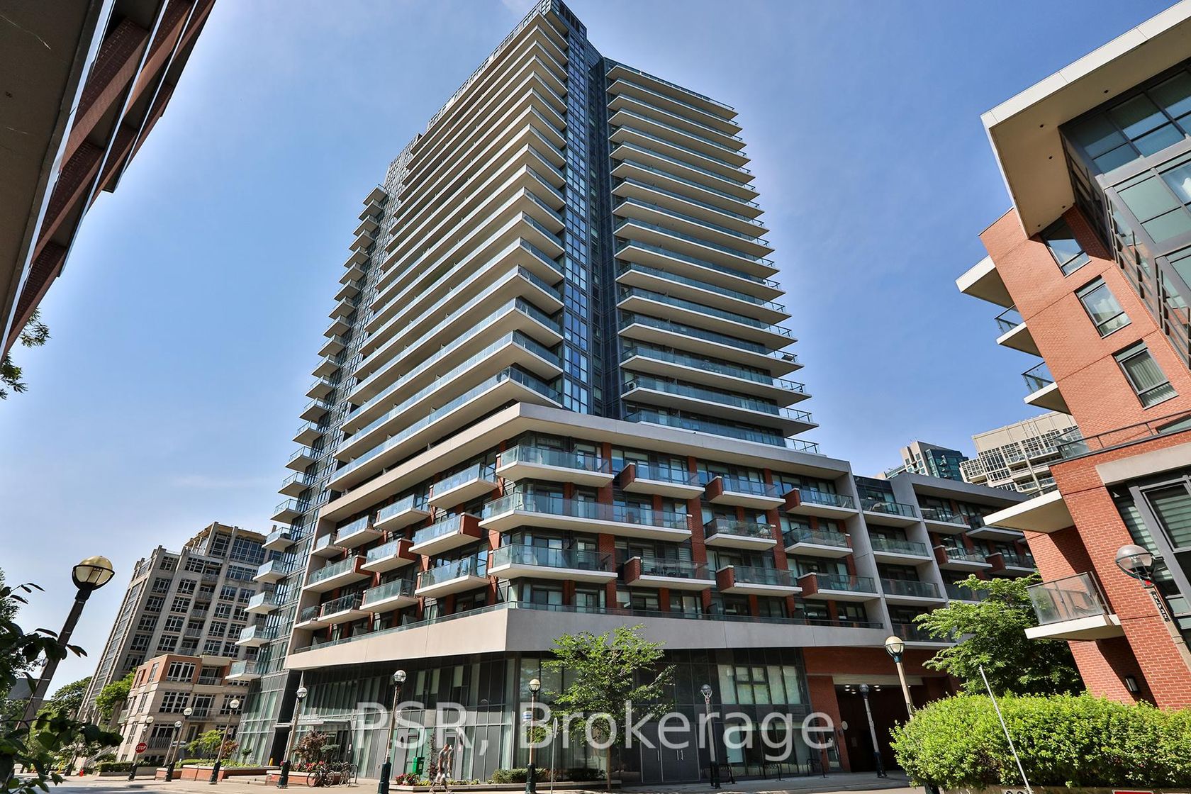 LPH05 - 38 Iannuzzi Street, Niagara, Toronto 